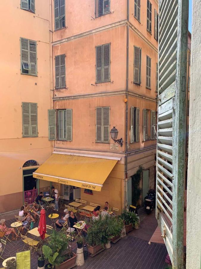 Apartment 33 On The Old Historic Senate Square Niza Exterior foto