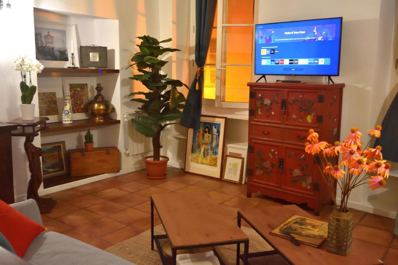 Apartment 33 On The Old Historic Senate Square Niza Exterior foto
