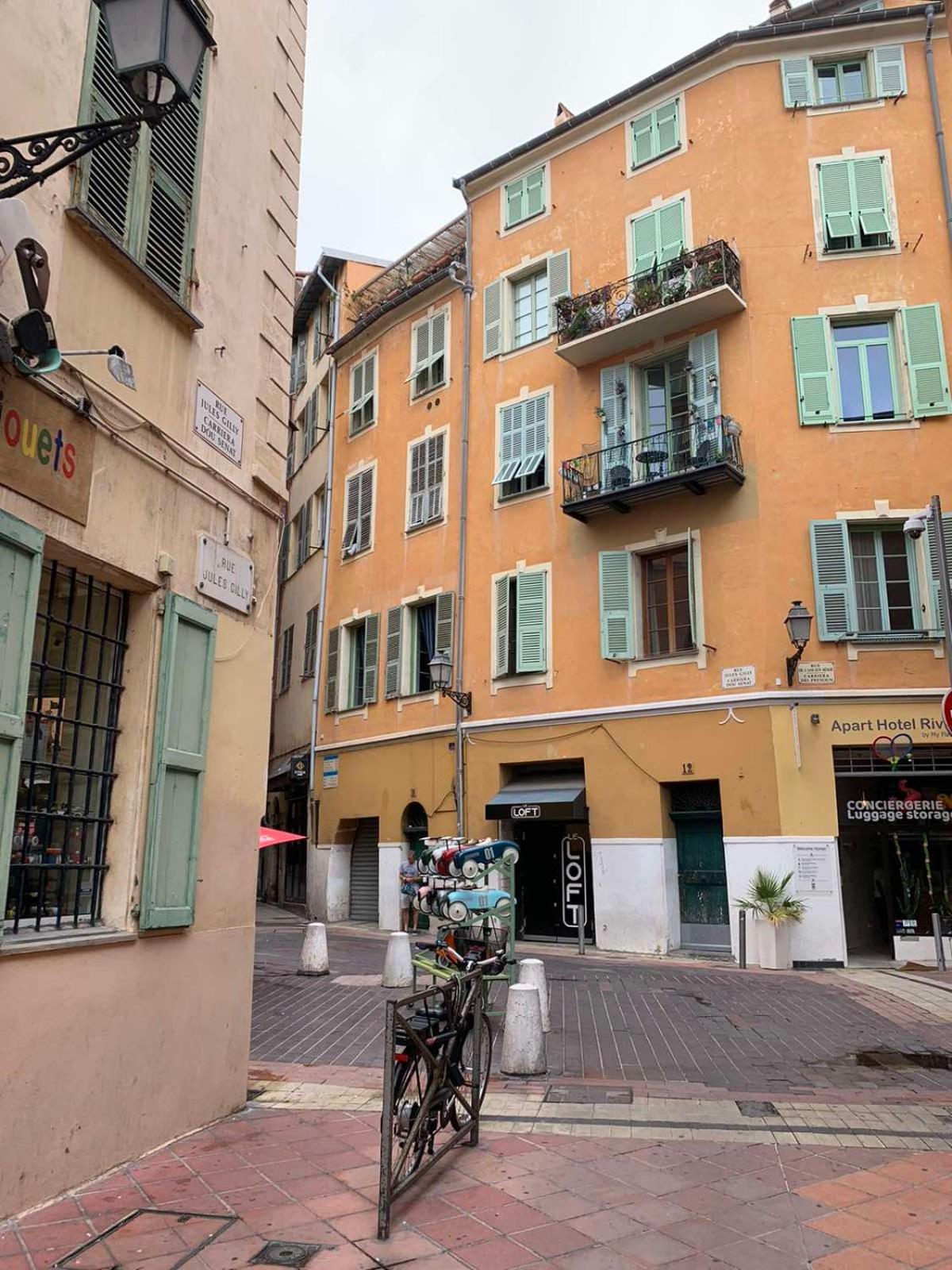 Apartment 33 On The Old Historic Senate Square Niza Exterior foto