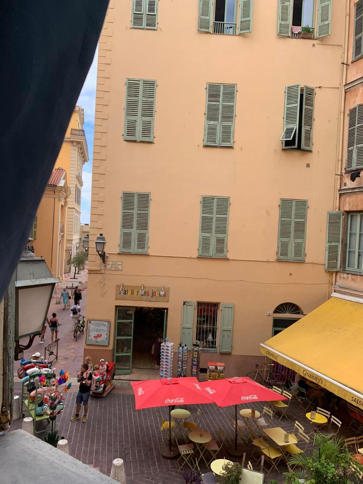 Apartment 33 On The Old Historic Senate Square Niza Exterior foto